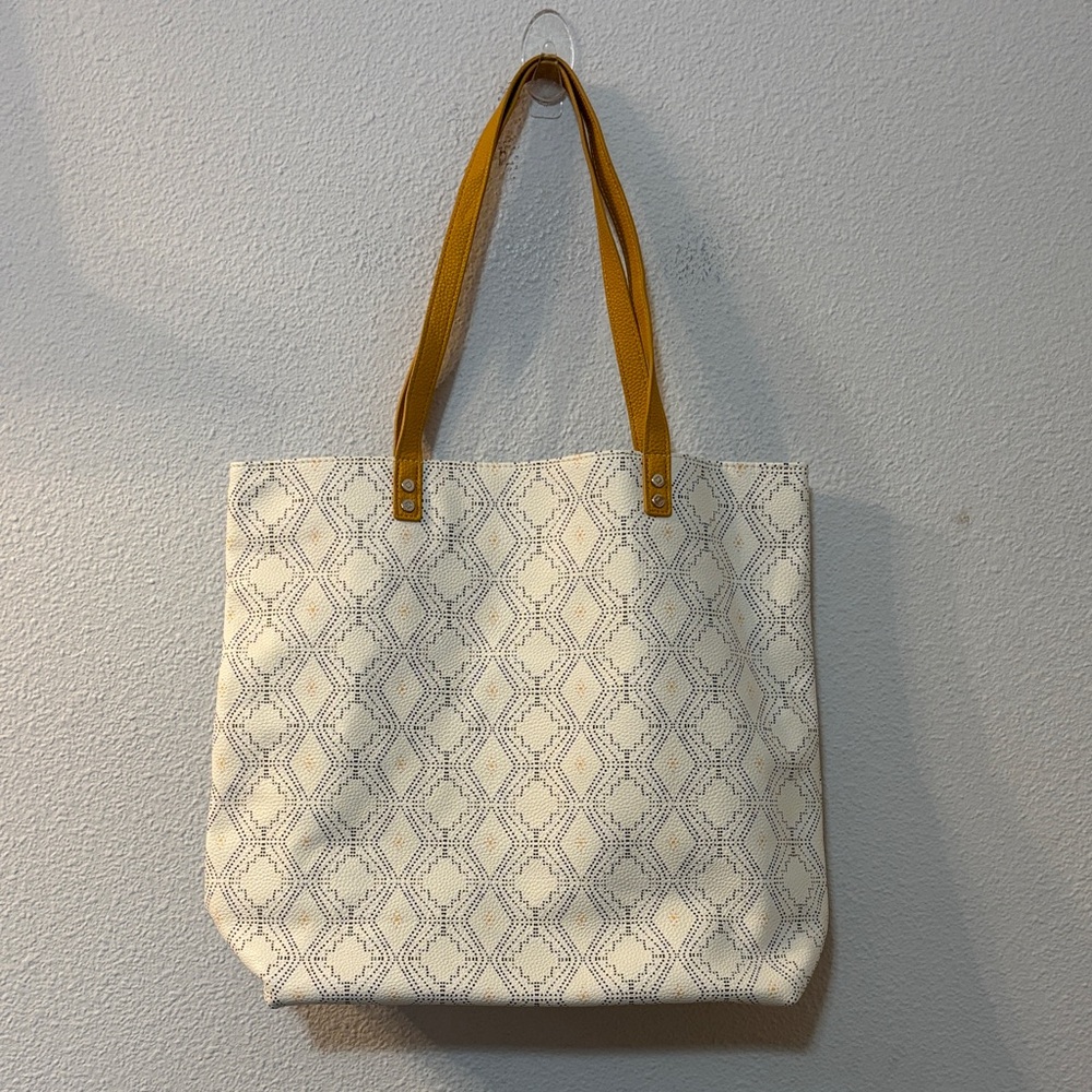 Jewell by Thirty One Stylish White and Tan Tote Bag